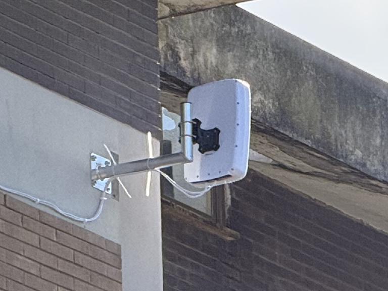 Poynting Wall Mount